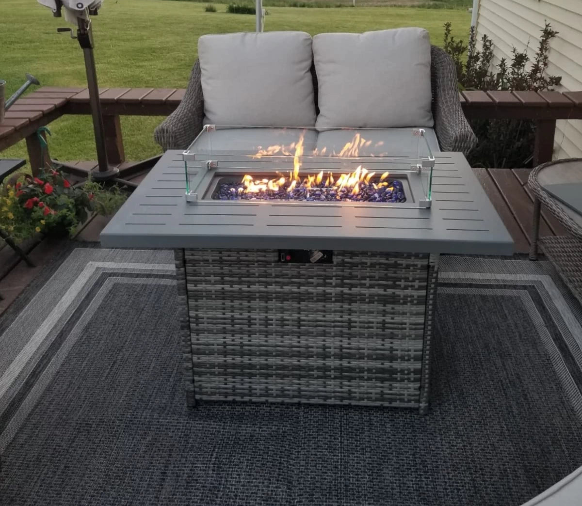 LayinSun 44-Inch Propane Gas Rectangle Fire Pit Table - Aluminum Tabletop